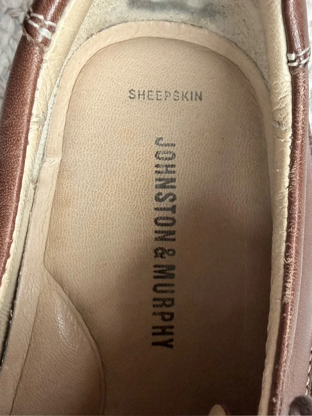 Johnston & Murphy Classic Leather Lace-Up Dress Shoes - Brown. Size 9.5.